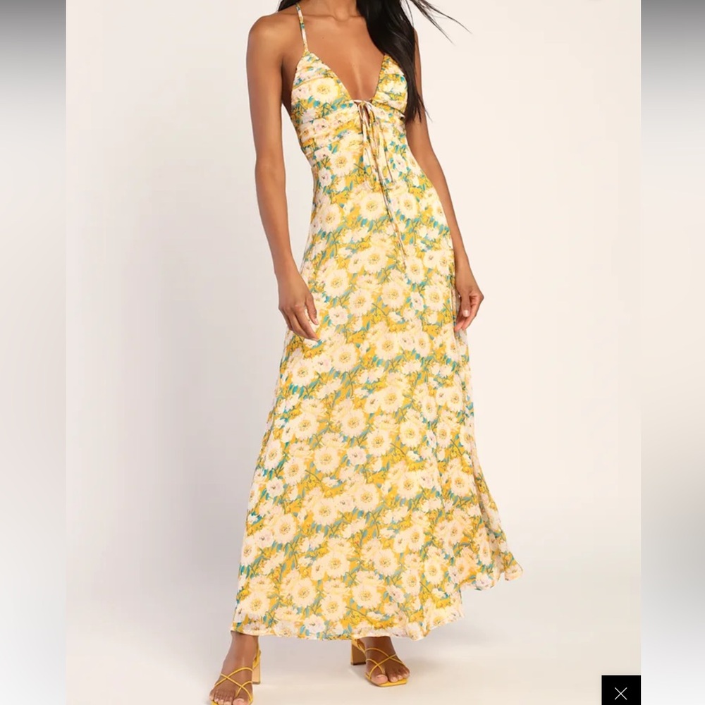 Lulu's Stun the Summer Maxi Dress